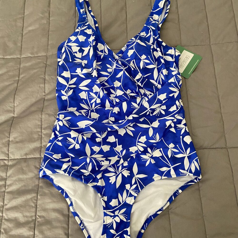 Seekers Essentials Bathing suit